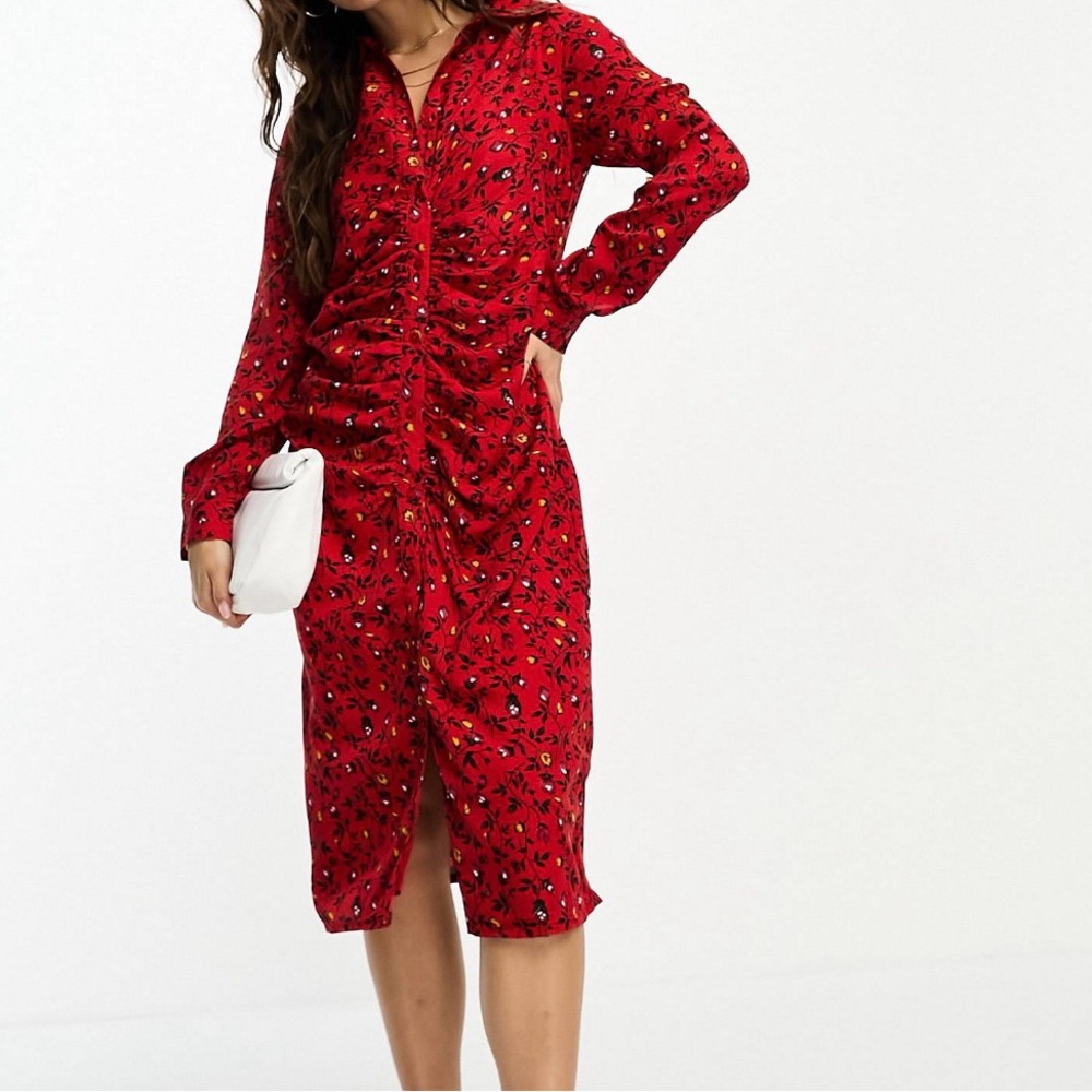 Ruched front midi dress in red floral